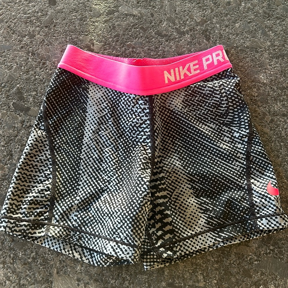 Nike Pro